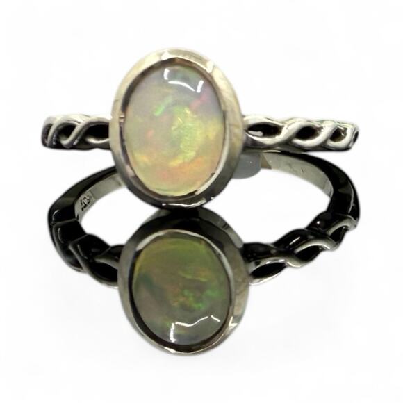 Oval Ethiopian Opal Ring 925 Sterling Silver Size 7 Handmade - Picture 3 of 6